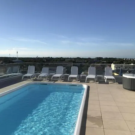 Modern Retreat With Private Pool Apartment Bibione